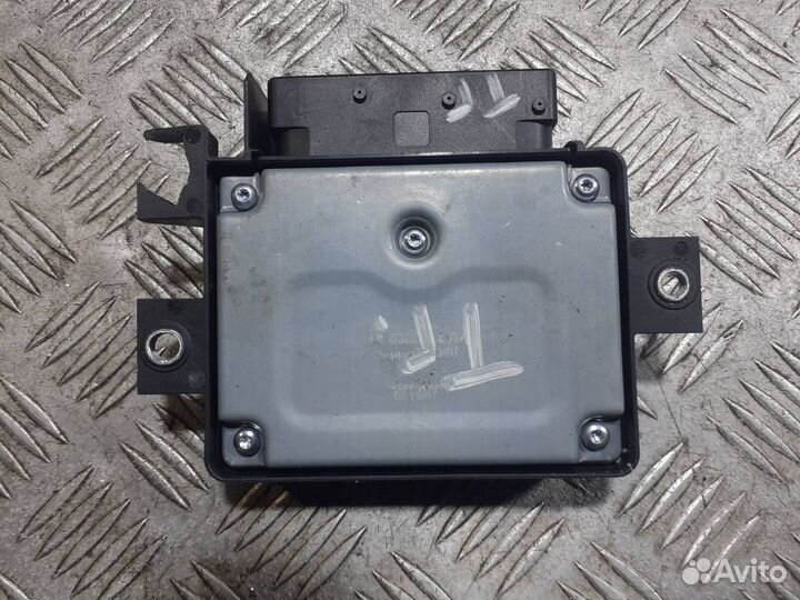 Блок управления ручником Volkswagen Tiguan