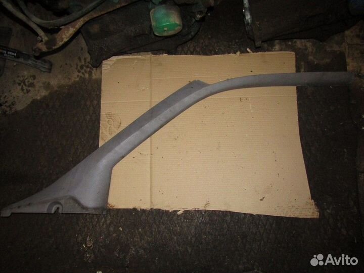 Обшивка стойки Vito (638) 1996-2003