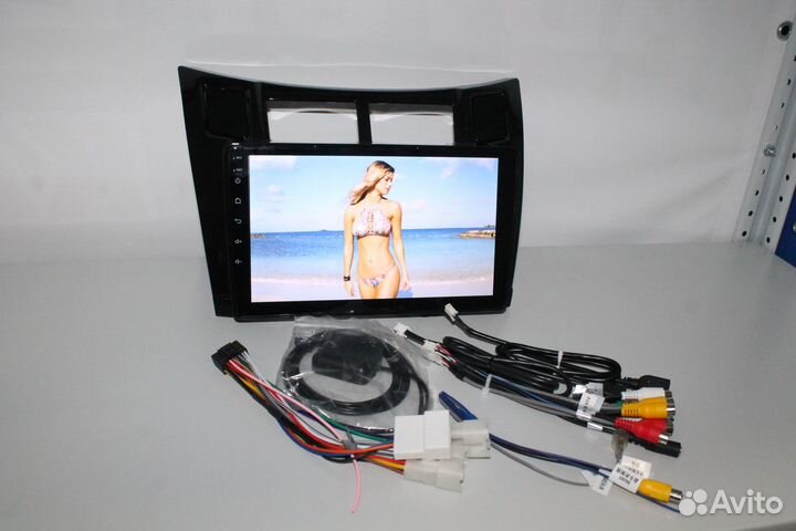 Штатная магнитола Toyota Yaris