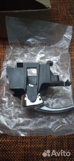 Ручка двери внутренней левой правой Pathfinder R51