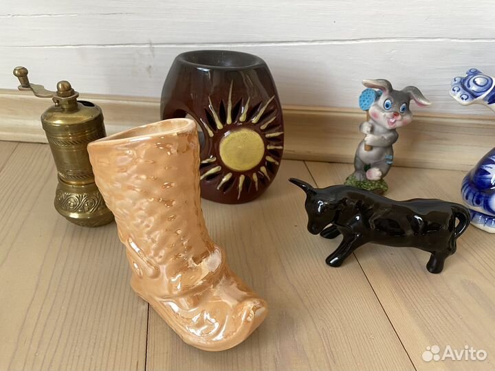 Фарфоровые статуэтки, аромолампа