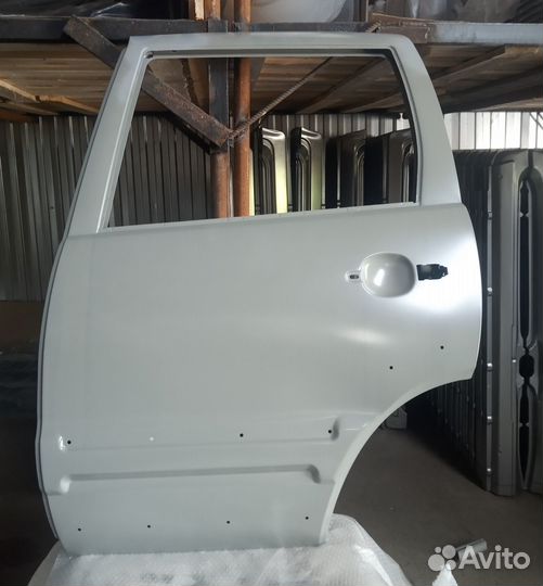 Двери задние Chevrolet Niva с 2009г новые (Ваз)