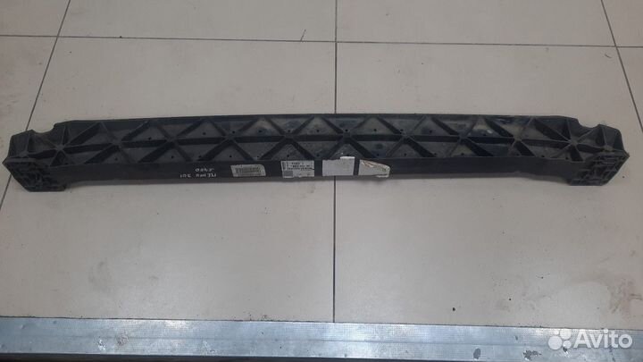 Усилитель переднего бампера Peugeot 301