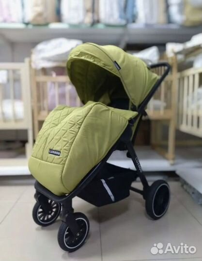 Прогулочная коляска Luxmom 720