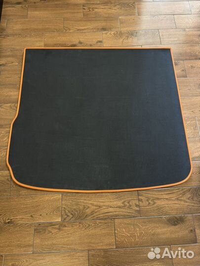 Коврик в багажник Li7