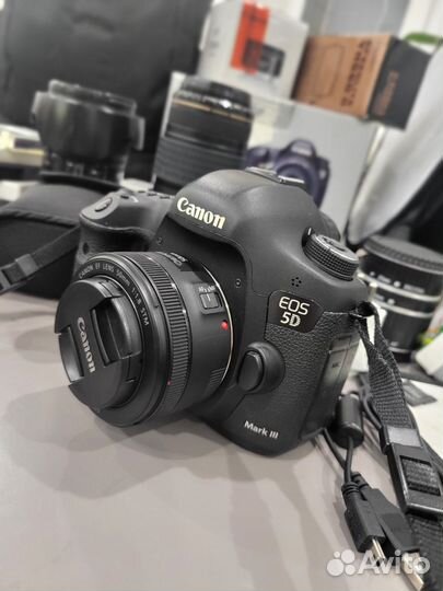 Фотоаппарат canon 5D mark iii