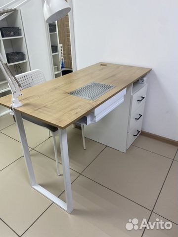 Стол для маникюра