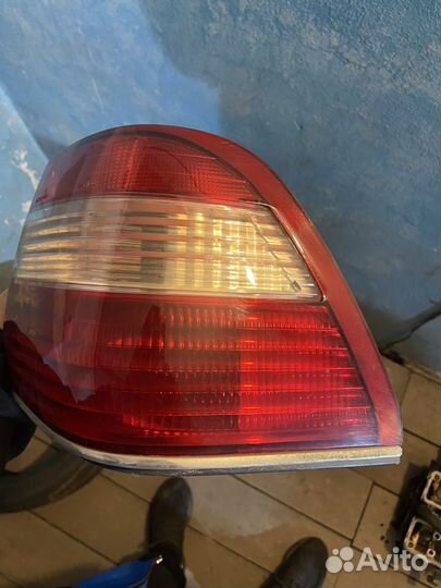 Стоп сигнал crown