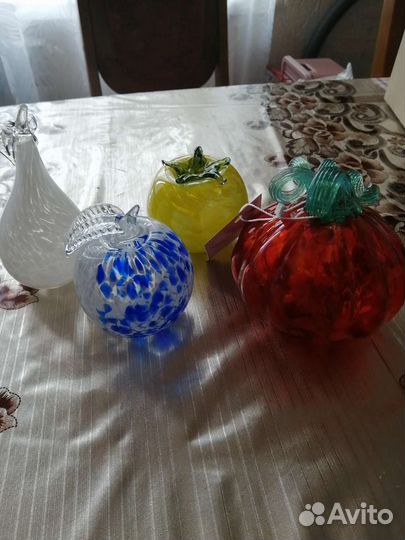 Фигурки стеклянные