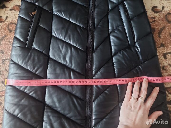 Пуховик зимний женский 46