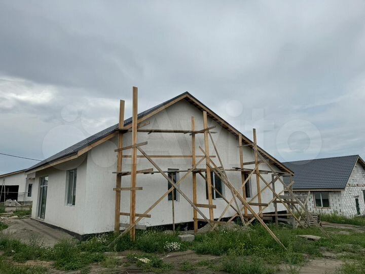 Коттедж 120 м² на участке 8 сот.