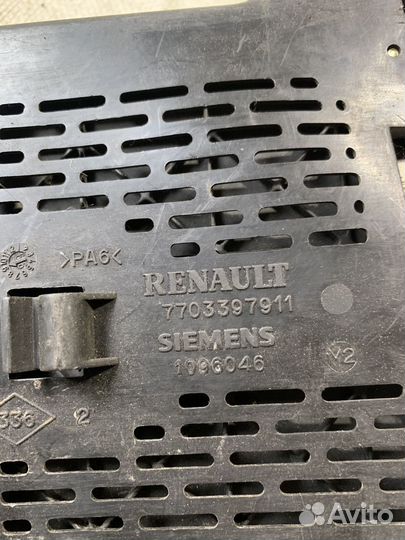 Блок предохранителей renault megane 1