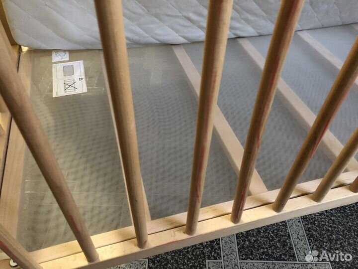 Детская кровать IKEA с матрасом