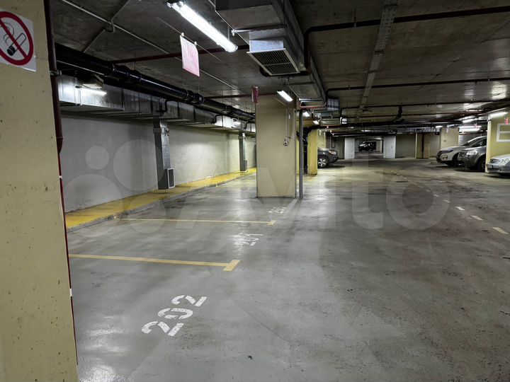 Машиноместо, 14 м²