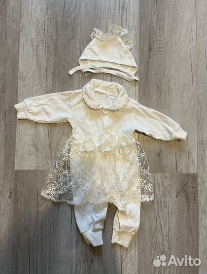 Вязаный комплект на выписку