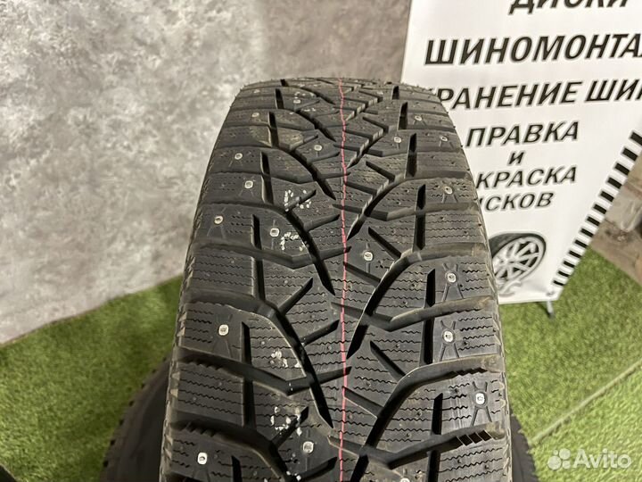 Bridgestone Blizzak Spike-02 SUV 225/60 R17 103T