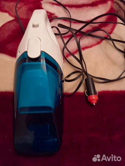 Автомобильный пылесос