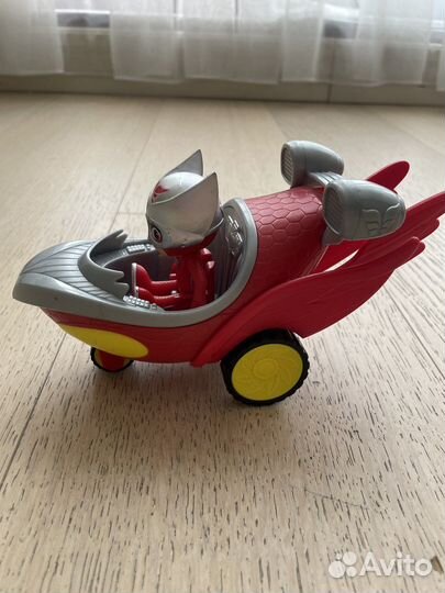 Герои в масках игрушки