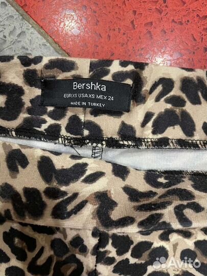 Женские Брюки леопардовые клеш bershka