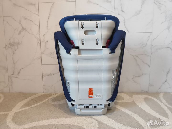 Автокресло britax romer