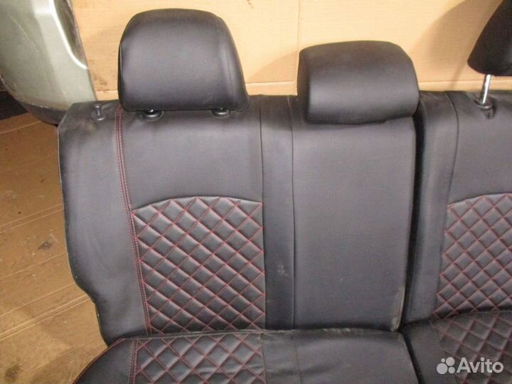 Сиденье заднее (диван) VW Polo Sedan