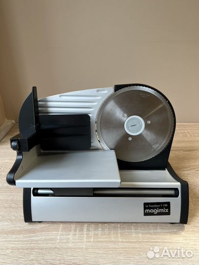 Слайсер ломтерезка Magimix Le Trancheur T190