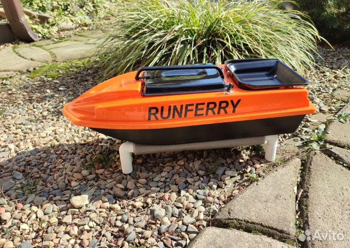 Прикормочный карповый кораблик Ранферри Atom