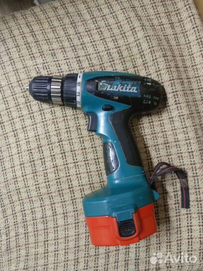 Шуруповерт makita