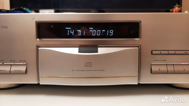 Stable Platter CD Проигрыватель Pioneer PD-T06