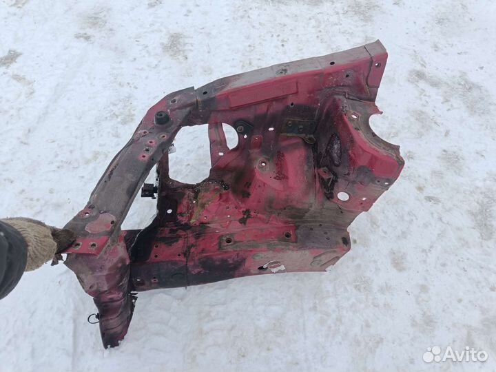 Передняя правая четверть/лонжерон Hyundai matrix