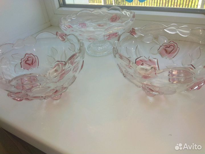 Конфетница и 2 вазы