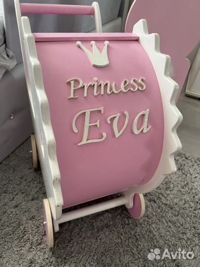 Деревянная коляска для кукол