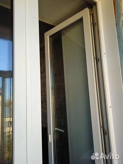 Окна пластиковые бу и балконные двери