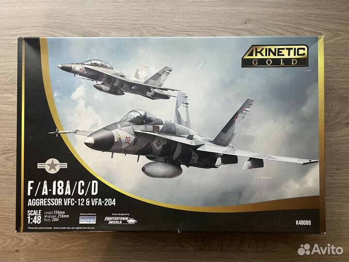 Сборная модель F-18 1:48 Kinetic