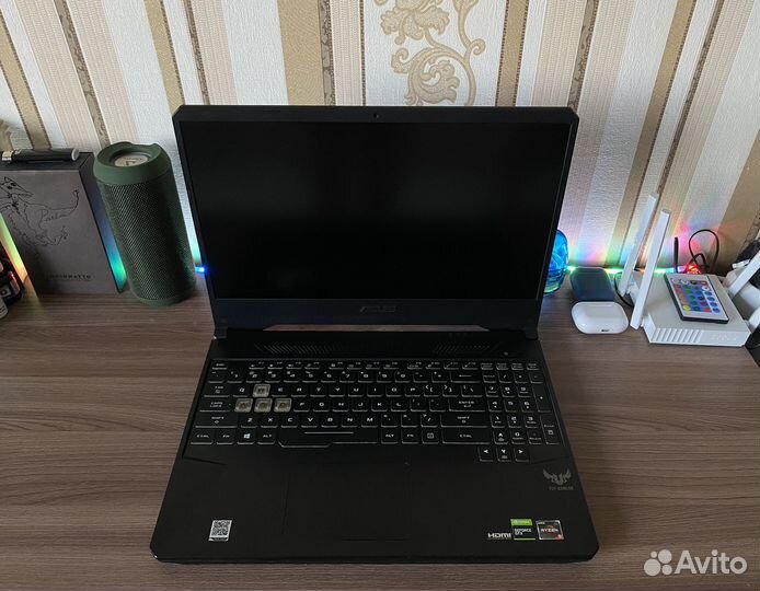 Игровой ноутбук 120гц gtx 1650 ruzen 5 16 ozy a