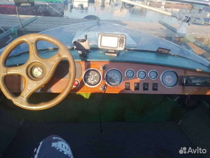 Продается моторная лодка