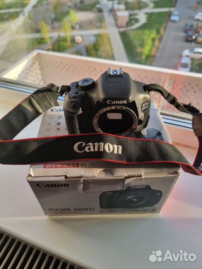 Фотоаппарат Canon EOS 600D