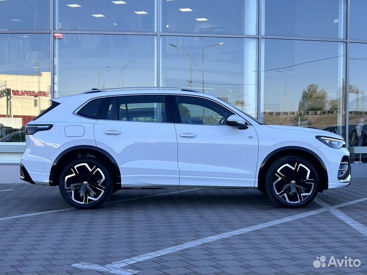 Volkswagen Tiguan L 2.0 AMT, 2024, 40 км