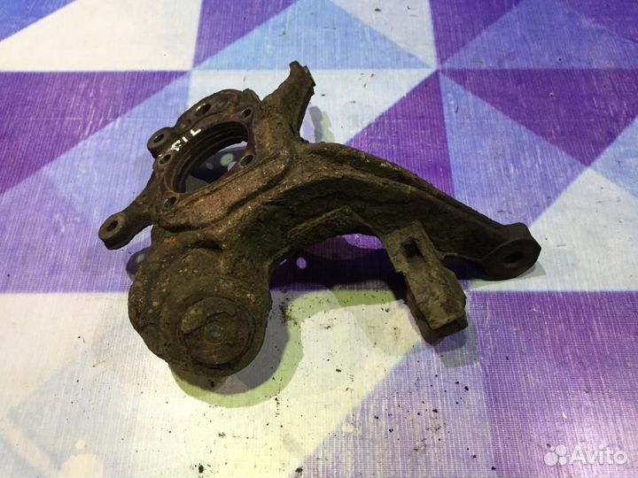 Кулак поворотный задний левый Тойота Авенсис Т250