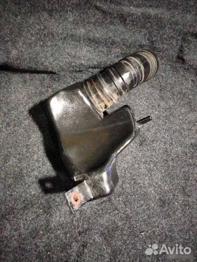 Корпус воздушногo фильтра Nissan Maxima A32