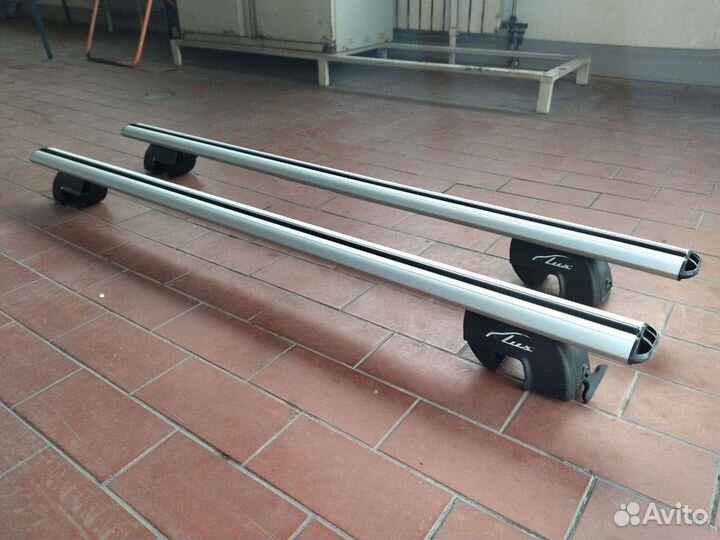 Поперечины на рейлинги Lux