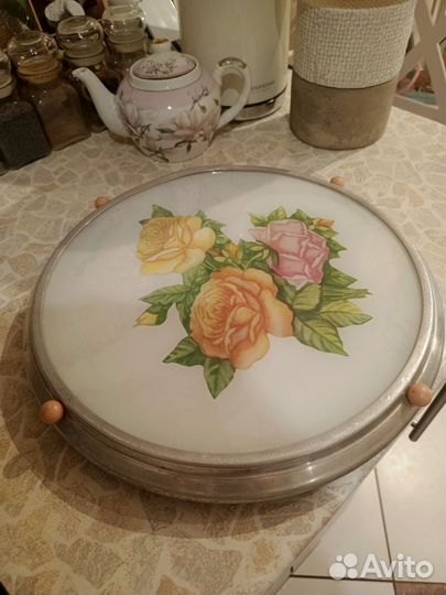 Тортовница вращающаяся