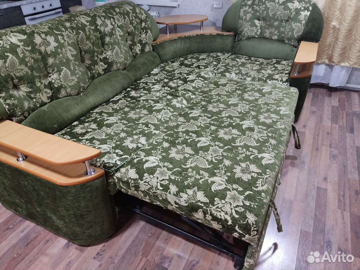 Угловой диван бу