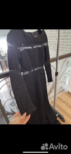 Вечернее черное платье в пол