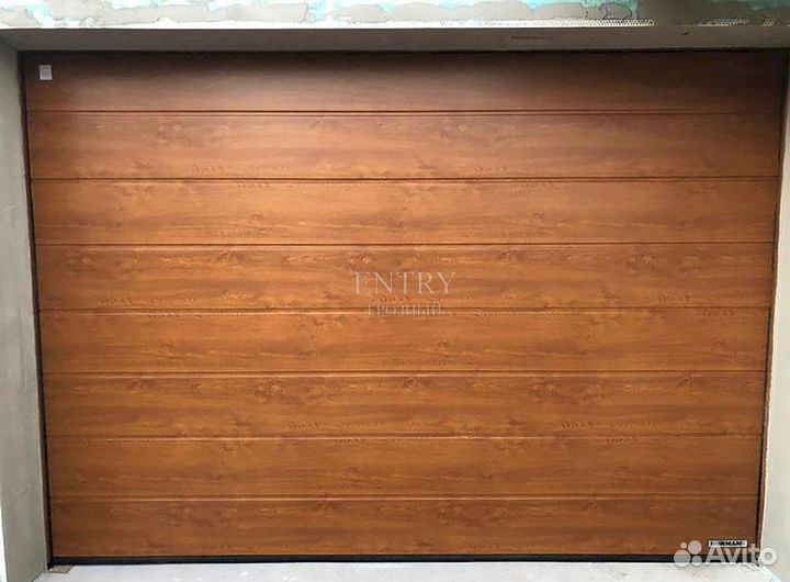 Секционные ворота