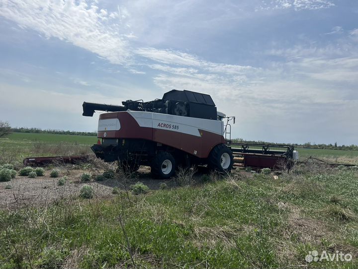 Комбайн Ростсельмаш Acros 585
