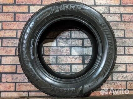 Bridgestone Ice Cruiser 7000 215/60 R16