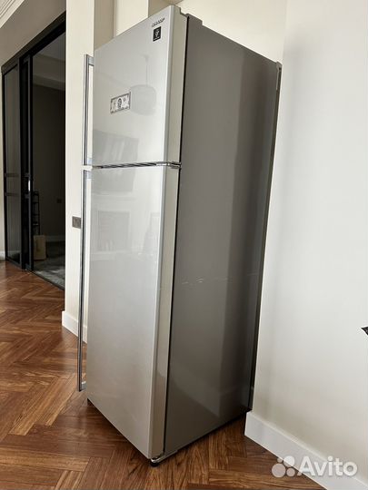 Холодильник sharp