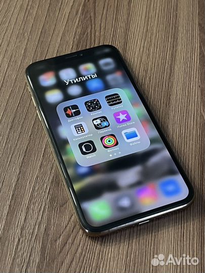 iPhone Xs, 64 ГБ