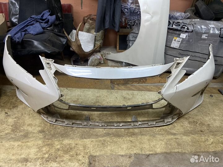 Бампер передний lexus es